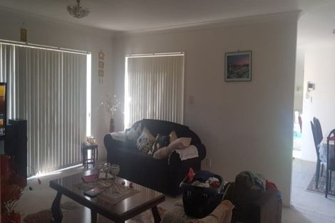 Photo of property in 56 Ransom Smyth Drive, Goodwood Heights, Auckland, 2105