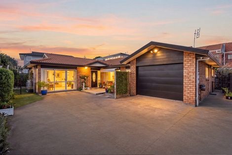 Photo of property in 3b Pine Road, Orewa, 0931