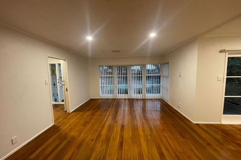 Photo of property in 10 Yeoman Place, Howick, Auckland, 2014