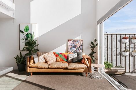 Photo of property in 31 Reynolds Place, Papamoa Beach, Papamoa, 3118