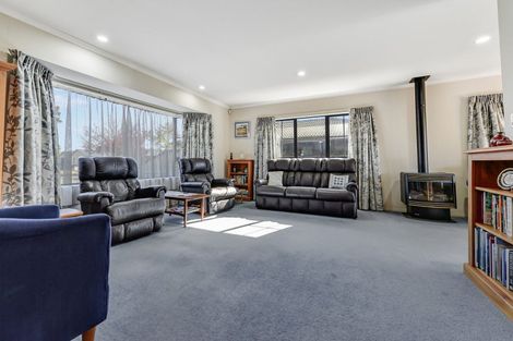 Photo of property in 10 Guildford Place, Rototuna North, Hamilton, 3210
