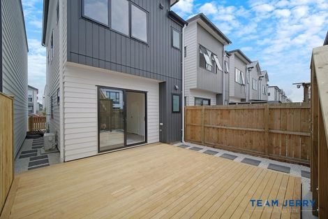 Photo of property in 63 Whare Kauri Road, Papakura, 2110