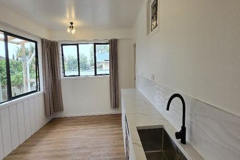 Photo of property in 15 Bowling Avenue, Epsom, Auckland, 1023