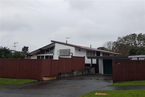 Photo of property in 3 Veale Road, Frankleigh Park, New Plymouth, 4310