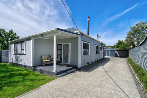 Photo of property in 25 Clifton Avenue, Carterton, 5713