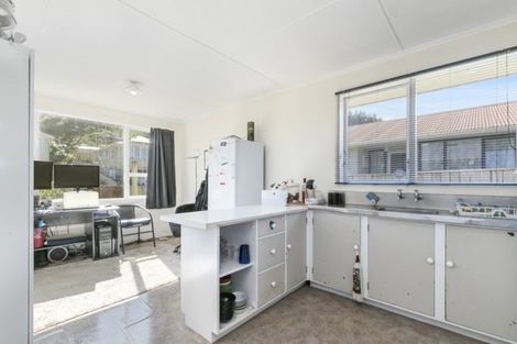 Photo of property in 6 Ngaturi Grove, Wainuiomata, Lower Hutt, 5014