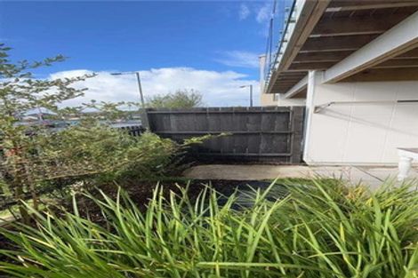 Photo of property in 5a Colin Chester Drive, Silverdale, 0932