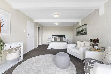 Photo of property in 58 Winston Street, Crofton Downs, Wellington, 6035