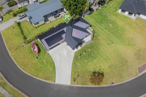 Photo of property in 37 Saint Andrews Drive, Pauanui, Hikuai, 3579