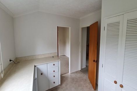 Photo of property in 6 Wingfield Place, Churton Park, Wellington, 6037