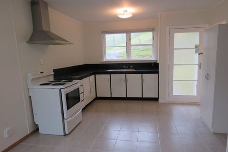 Photo of property in 43 Cardiff Crescent, Cannons Creek, Porirua, 5024