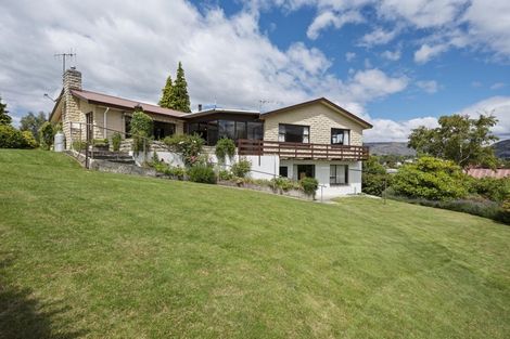 Photo of property in 47 Hunter Crescent, Wanaka, 9305