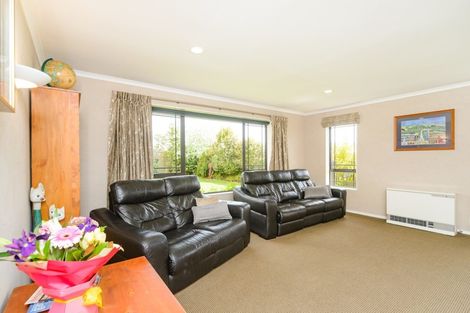 Photo of property in 189 Ruapehu Drive, Fitzherbert, Palmerston North, 4410