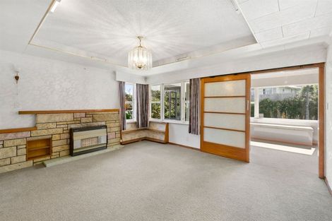 Photo of property in 8 Pembroke Street, Westown, New Plymouth, 4310