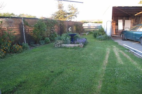 Photo of property in 15 Timaru Road, Waimate, 7924