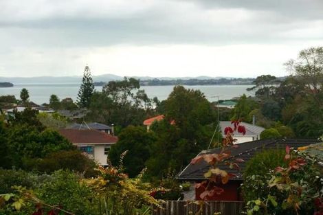 Photo of property in 1 Redcoat Place, Cockle Bay, Auckland, 2014