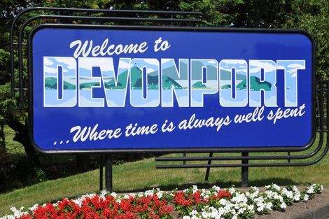 Photo of property in 19 Saint Leonards Road, Devonport, Auckland, 0624