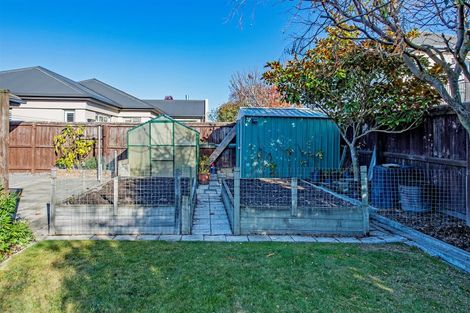 Photo of property in 18 Coolspring Way, Redwood, Christchurch, 8051