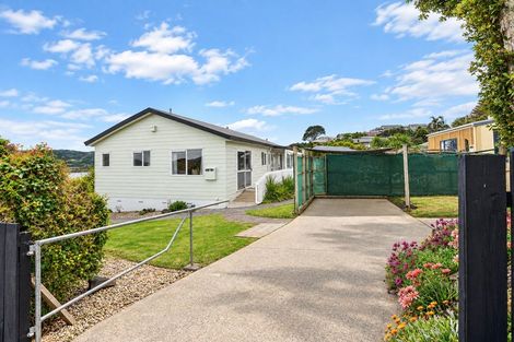 Photo of property in 32 Wainui Road, Raglan, 3225