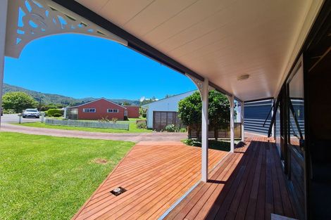 Photo of property in 7 Courthouse Lane, Coromandel, 3506