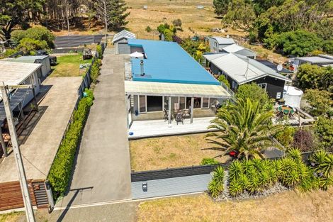 Photo of property in 41 Punga Street, Tangimoana, 4822