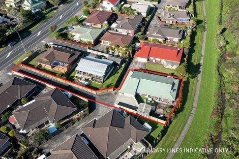 Photo of property in 1/75 Aviemore Drive, Highland Park, Auckland, 2010