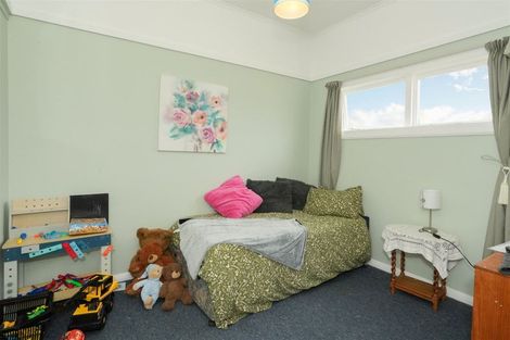 Photo of property in 5 Aranui Avenue, Waitarere Beach, Levin, 5510