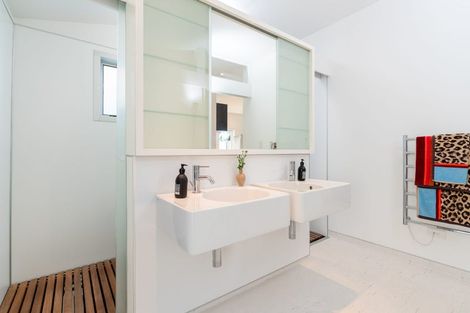 Photo of property in 55 Wharemauku Road, Raumati Beach, Paraparaumu, 5032