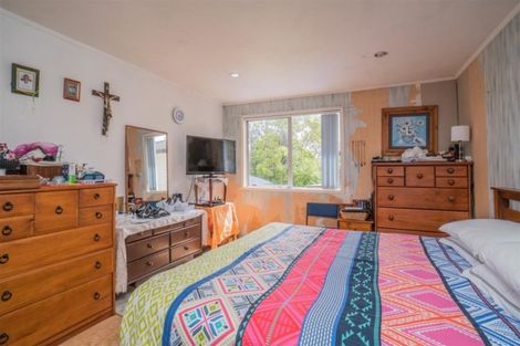 Photo of property in 18 Osman Street, Glen Eden, Auckland, 0602