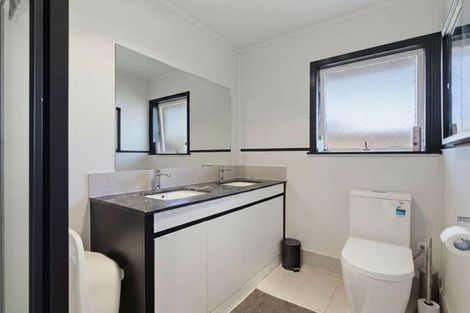 Photo of property in 2/3 Rito Place, Manukau, Auckland, 2025