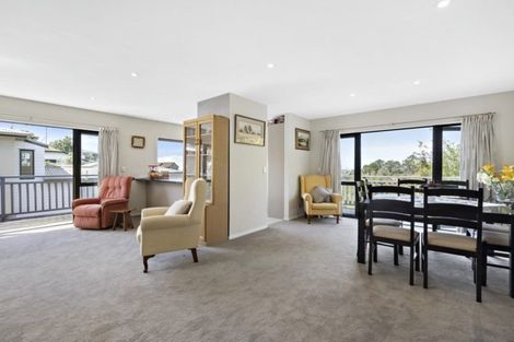 Photo of property in 278c Glamorgan Drive, Northcross, Auckland, 0630