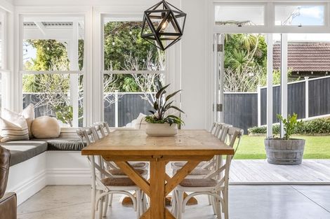 Photo of property in 65a Kowhai Road, Mairangi Bay, Auckland, 0630