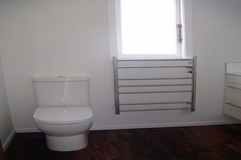 Photo of property in 29 Freyberg Street, Lyall Bay, Wellington, 6022