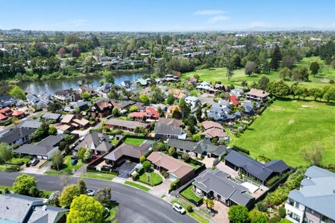 Photo of property in 34 Delamare Road, St Andrews, Hamilton, 3200