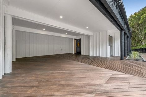 Photo of property in 24a Bert Wilson Place, Cockle Bay, Auckland, 2014