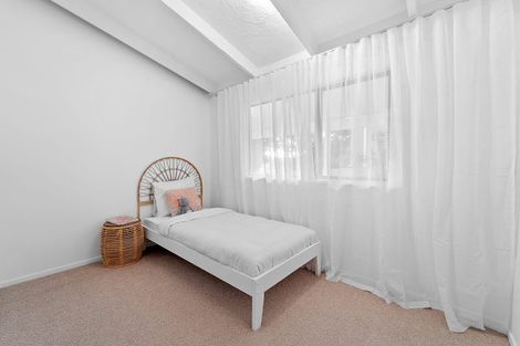 Photo of property in 2/71 Anich Road, Massey, Auckland, 0614