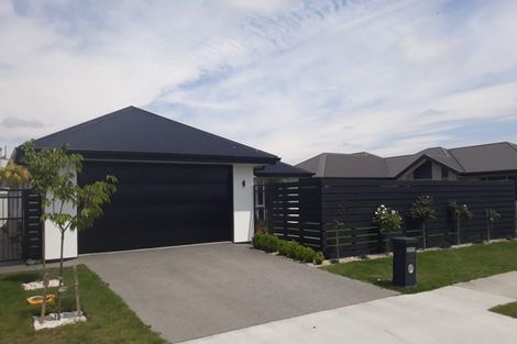 Photo of property in 33 Beachvale Drive, Kaiapoi, 7630