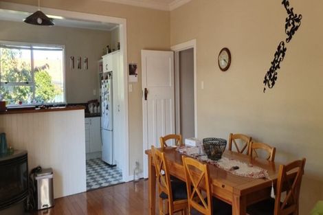 Photo of property in 1 Ngapuhi Street, Saint Johns Hill, Whanganui, 4501