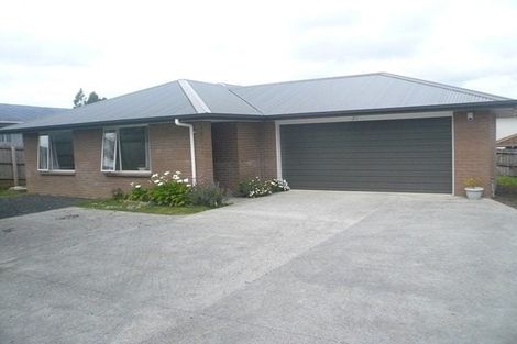 Photo of property in 39 Woodside Road, Massey, Auckland, 0614
