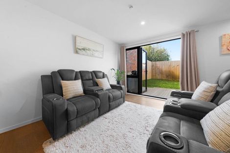 Photo of property in 4 Te Puketoka Lane, Mangere, Auckland, 2022
