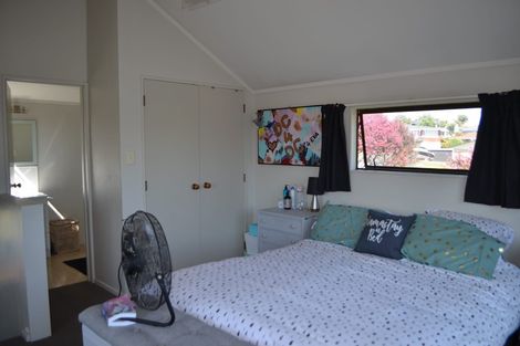 Photo of property in 298b Ngatai Road, Bellevue, Tauranga, 3110