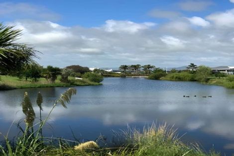 Photo of property in 42 Cassinia Close, Papamoa Beach, Papamoa, 3118