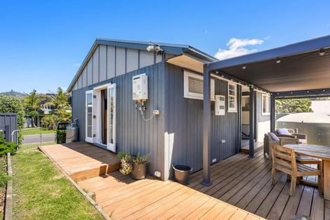 Photo of property in 39 Kon Tiki Road, Whiritoa, Whangamata, 3691