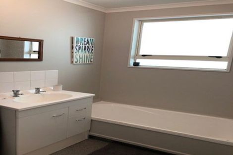 Photo of property in 19 Ameer Street, Pleasant Point, 7903