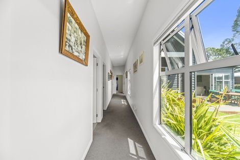 Photo of property in 2 Seagers Close, Kinloch, Taupo, 3377