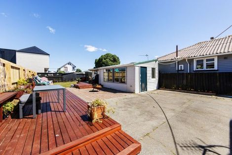 Photo of property in 281 Marine Parade, New Brighton, Christchurch, 8061