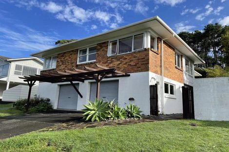 Photo of property in 54 Ravenwood Drive, Forrest Hill, Auckland, 0620