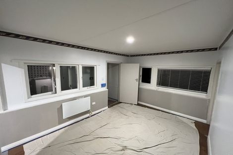 Photo of property in 6 Brighton Terrace, Murrays Bay, Auckland, 0630