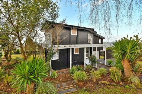 Photo of property in 1 Tremen Place, Pukekohe, 2120