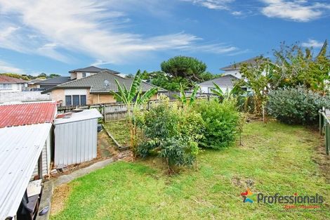 Photo of property in 1 Lansdown Avenue, Papatoetoe, Auckland, 2025